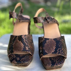 Torrid Snakeskin Pattern Chunky Heel Platform Sandals, Size 12